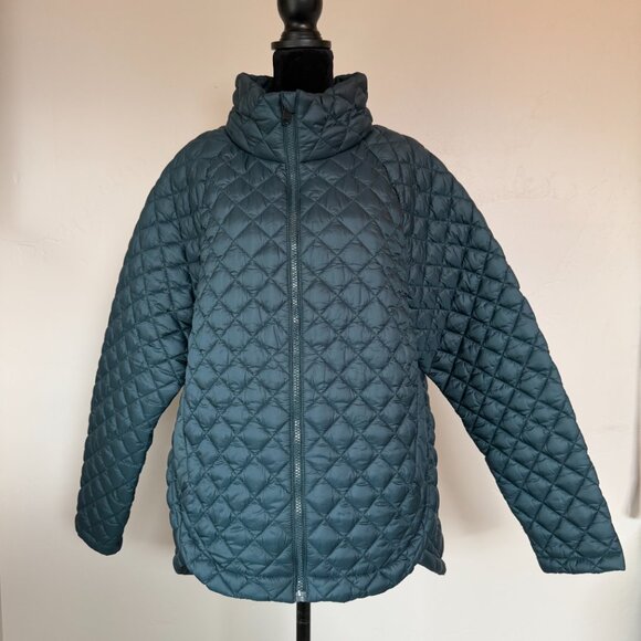 ATHLETA WHISPER FEATHERLESS PUFFER JACKET - Picture 4 of 9